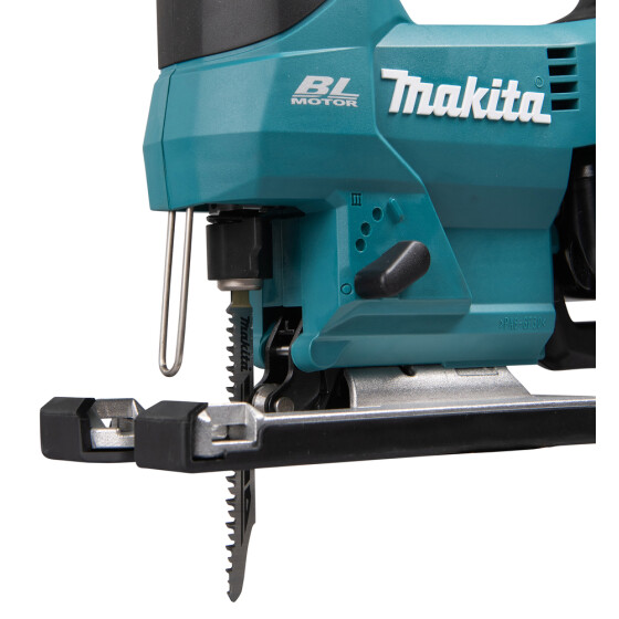 Makita Akku-Pendelhubstichsäge 18V 0-3.000 min-1 135 mm DJV184Z