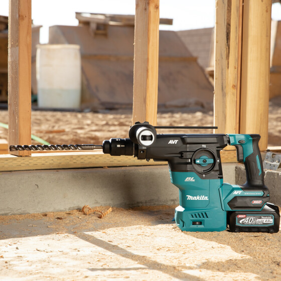 Makita Akku-Kombihammer XGT 40V max. SDS-PLUS 3,9 J 30 mm HR009GM202