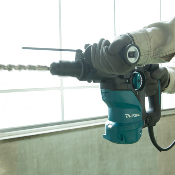 Makita Kombihammer 1.050 W SDS-PLUS 30 mm 3,9 J HR3012FCJ