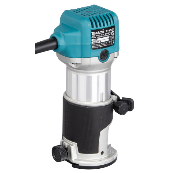 Makita Multifunktionsfräse 710 W 6/8 mm RT0702CX2J