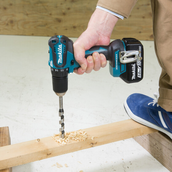 Makita Akku-Bohrschrauber 18V 40 Nm 0-1.700 min-1 DDF483Z