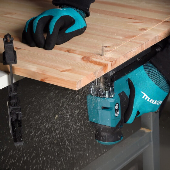 Makita Akku-Pendelhubstichsäge XGT 40V max. 135 mm 800 - 3.500 min-1 JV001GD101