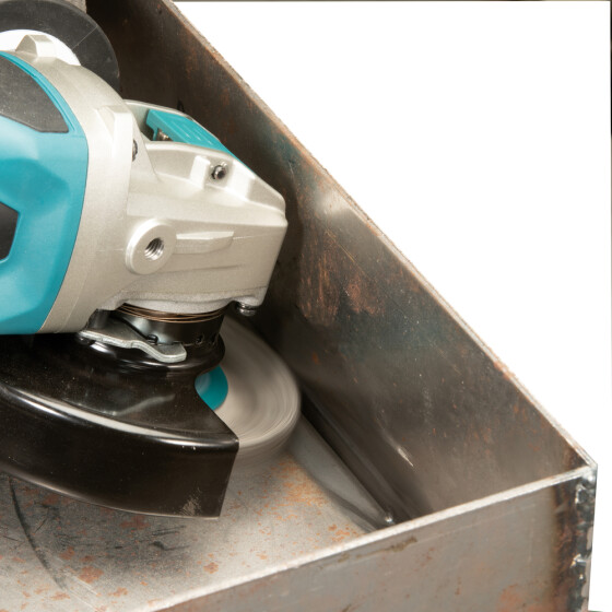 Makita Rundbürste 115mm X-LOCK Ø 115 mm gezopft Edelstahl X-LOCK D-73352