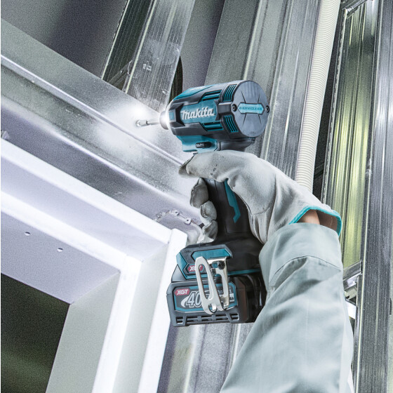 Makita Akku-Schlagschrauber XGT 40V max. 1/4" 220 Nm 0-3.700 min-1 TD001GZ