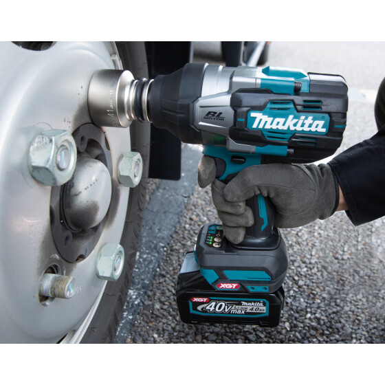 Makita Akku-Schlagschrauber XGT 40V max. 3/4" 1.800 Nm 0-1.800 min-1 TW001GZ