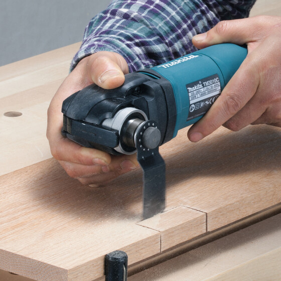 Makita Multifunktionswerkzeug 320 W TM3010CX4J