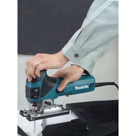 Makita Pendelhubstichsäge 720 W 800-2.800 min-1...