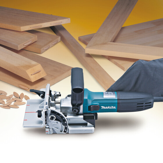 Makita Nutfräse 701 W 100 mm PJ7000J