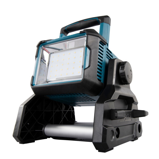 Makita LED-Baustrahler 14,4V/18V/230V 1.800 lx 3.000 lm DEADML811